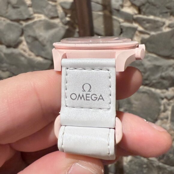 Swatch X Omega "Mission To Venus" White Moonswatch Watch - Picture 5 of 10